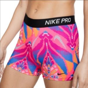 Nike Pro Femme Pattern